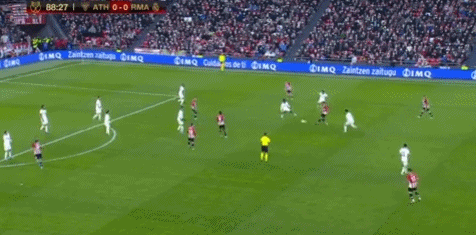 命啊！1.3亿巨星终于进球了，却被判乌龙，仰天长叹：18场0球3助